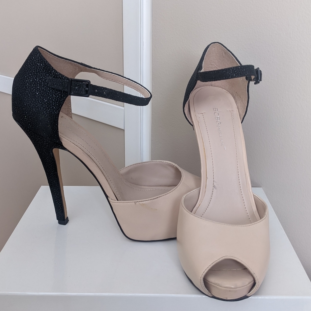 BCBG heels size 8.5